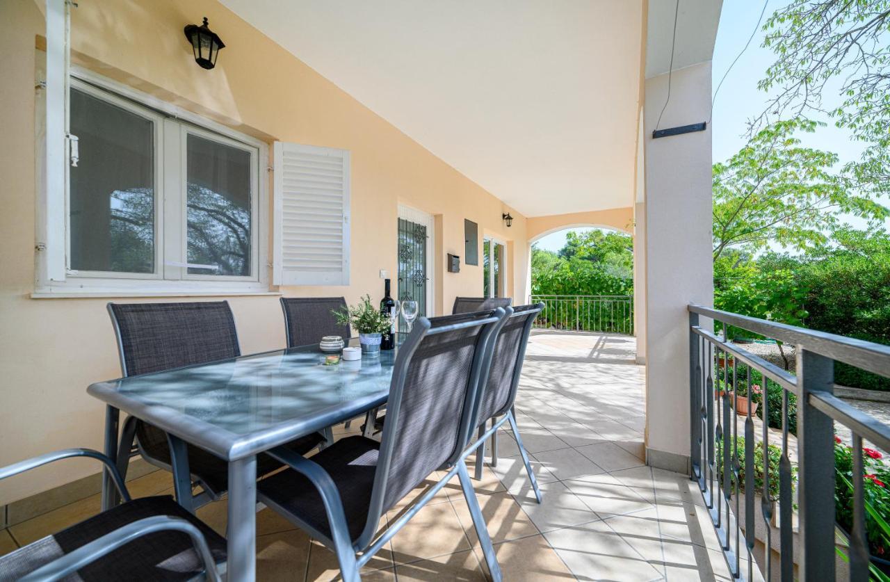 Holiday Home Rokoko Sibenik Exterior photo